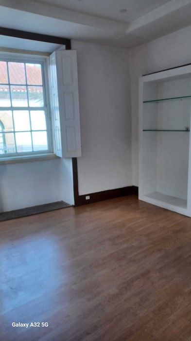 Duas salas no centro histórico de Braga (36 m2)