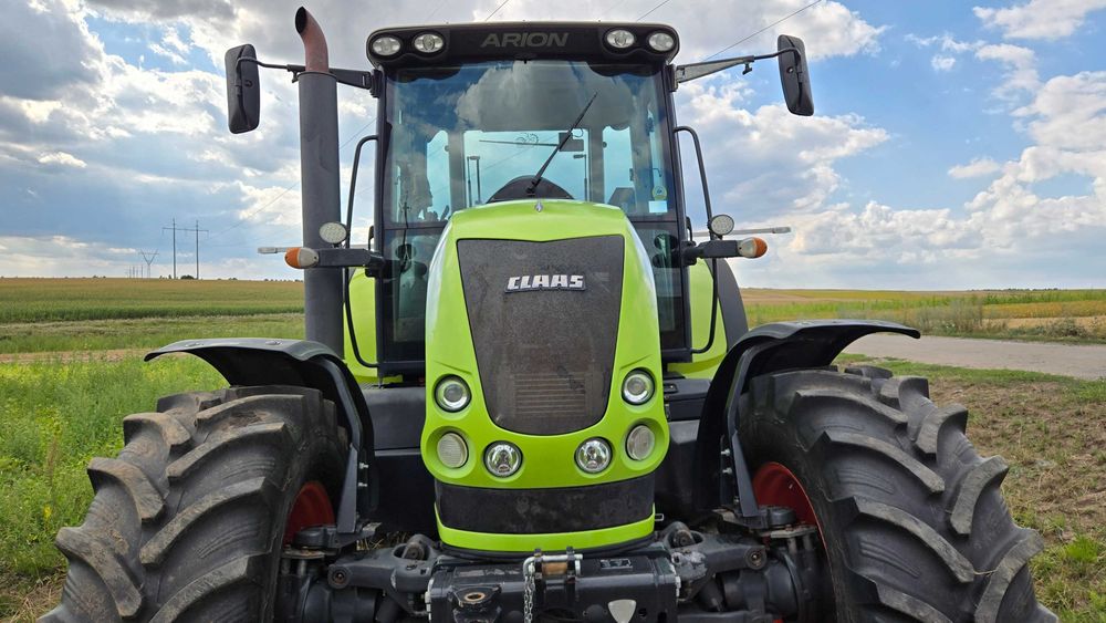 Трактор Claas Arion 620