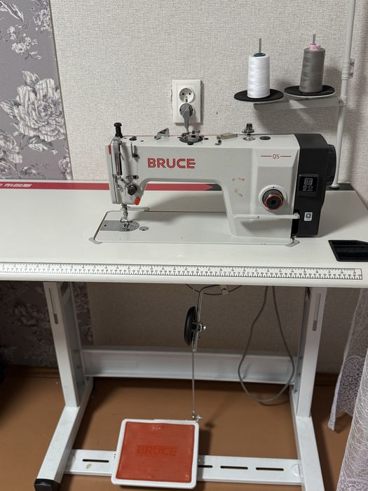 Прямострочка Bruce Q5 швейна машинка
