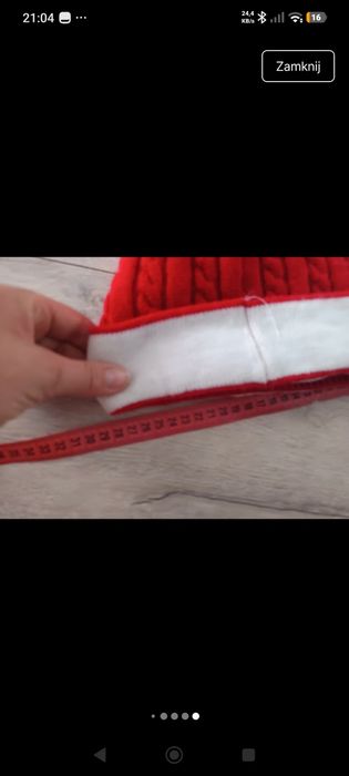 Czapka z napisem Polska damska