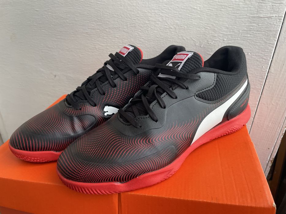 Футзалки Puma 41-42 розмір 26-26,5см бампи сороконожки кроссовки