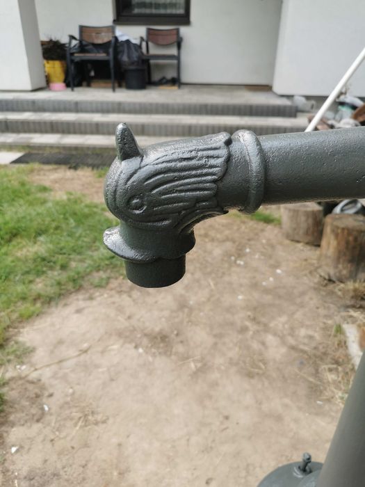 Pompa ręczna żeliwna do wody antyk zabytkowa