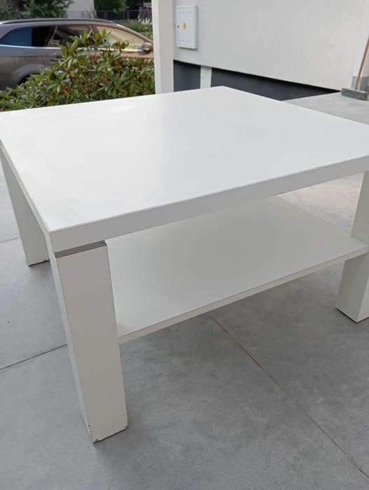 Stolik kawowy, biały stolik