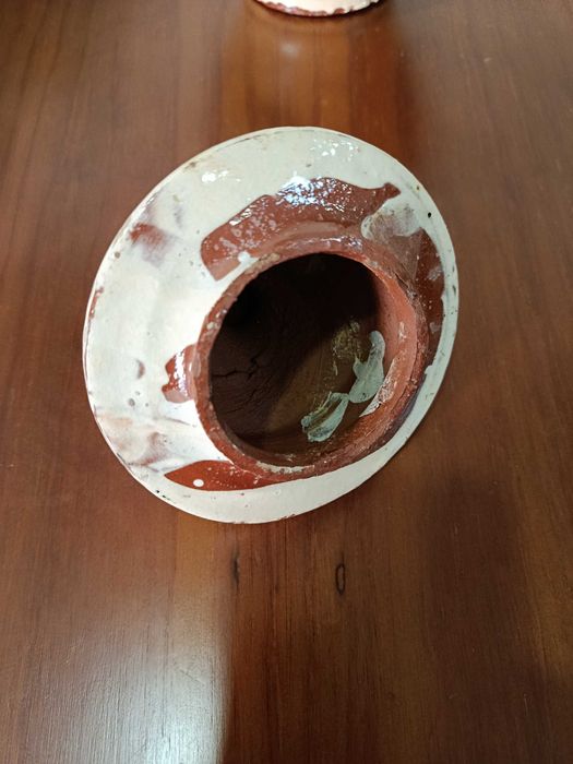 Pote de Barro Pintado à Mão