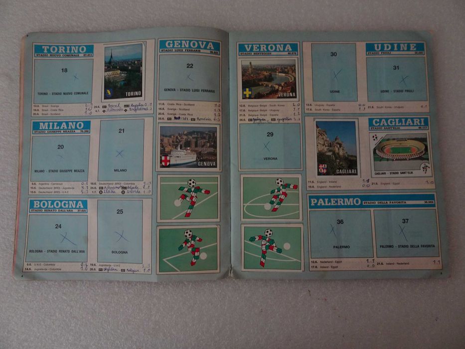 Caderneta de cromos Itália 90 - Panini (tem 301 cromos)