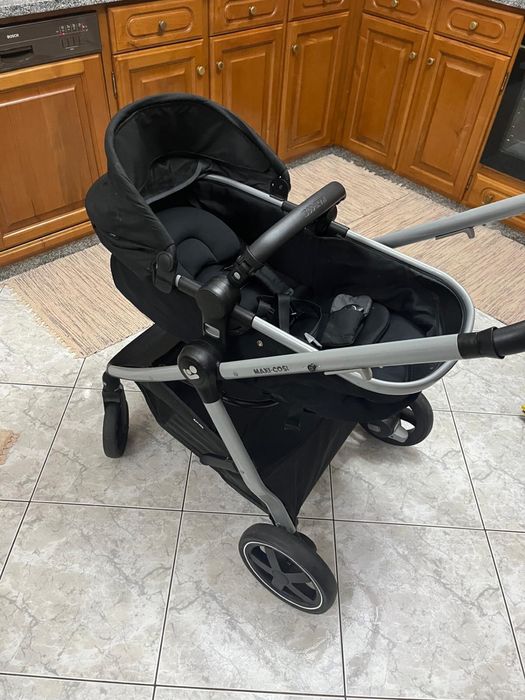 Trio Maxi-Cosi Zelia (ovo, carro de passeio e ISOFIX
