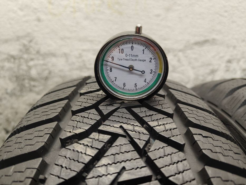 2X 185/60R15 84T Uniroyal Winterexpert 8,7mm 2021 Opony Zimowe Demo
