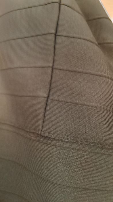 Sukienka dopasowana M/L