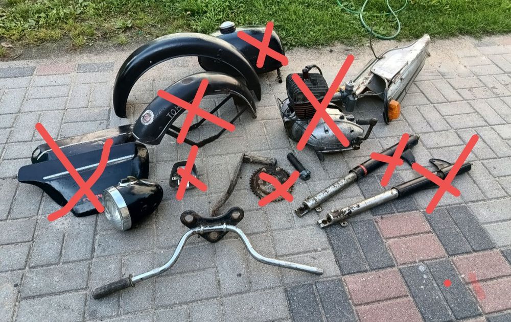 Części WSK 125 boczki bak lampa