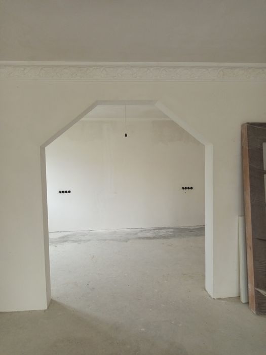 ЦЕНА СНИЖЕНА!! ПРОДАМ часть дома в 100м от пляжа