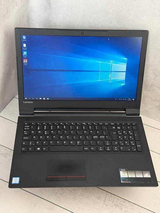 Lenovo V110-15IKB intel i5-7200U 8ram  ssd 128gb Full HD 15.6