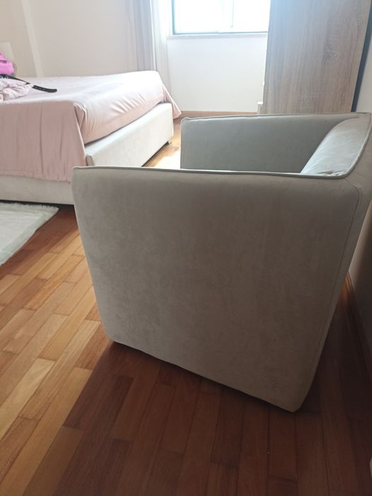 Sofá de quarto individual como novo