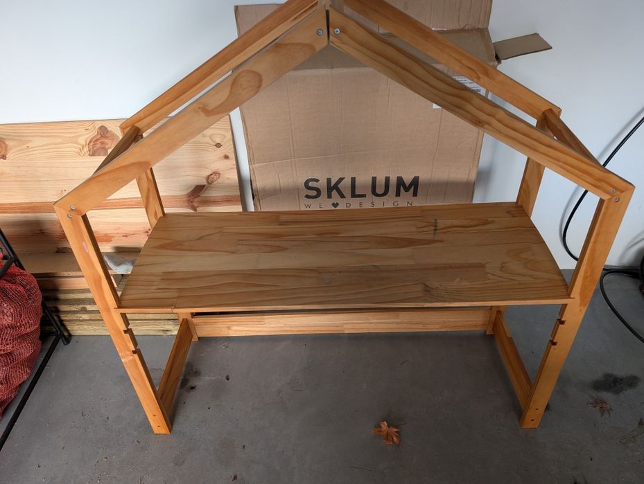 Mesa / Secretária de Criança