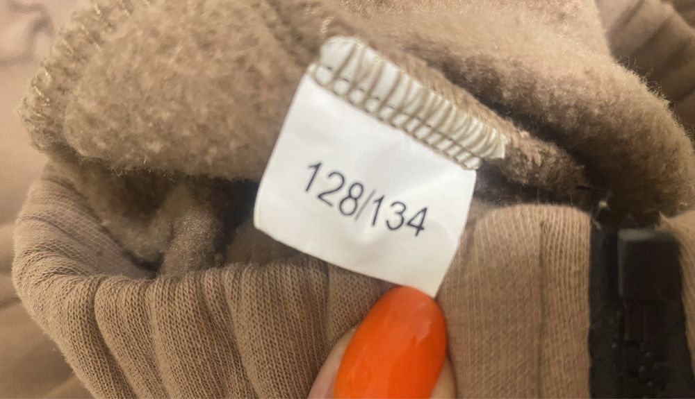 Dwa ocieplane dresy NuNu 128/134 stan idealny