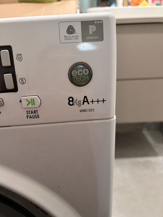 Pralka automatyczna ariston w pełni sprawna pralka marki Ariston biala