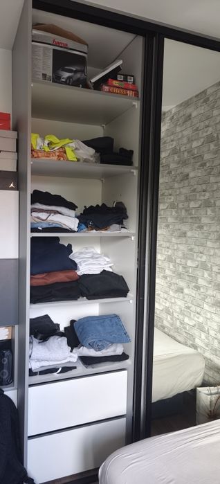 Szafa przesuwna duża solidna  z lustrem