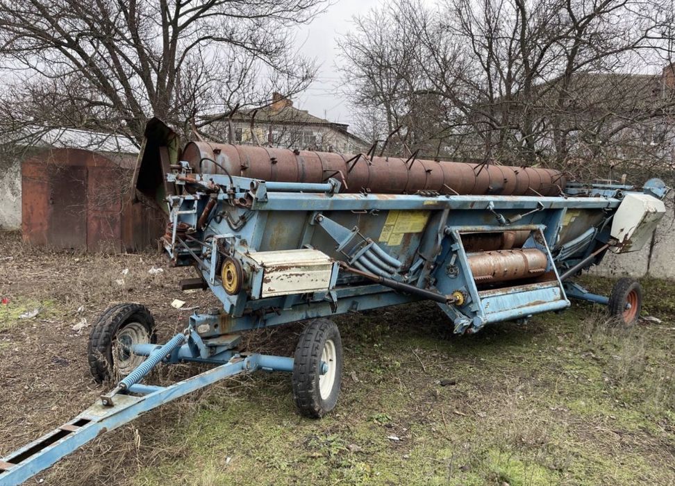 Комбайн СЛАВУТИЧ  КЗС-9.1 робочий