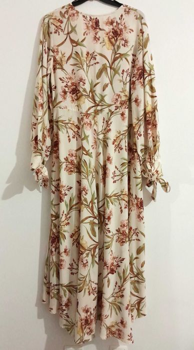 Vestido comprido assimétrico padrão floral da H&M T:40 Novo c/etiqueta