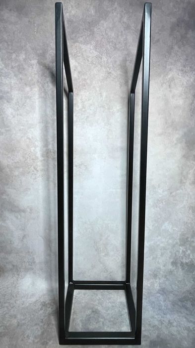 Stojak na drewno kominkowe