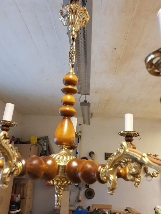 Żyrandol, lampa, antyk.