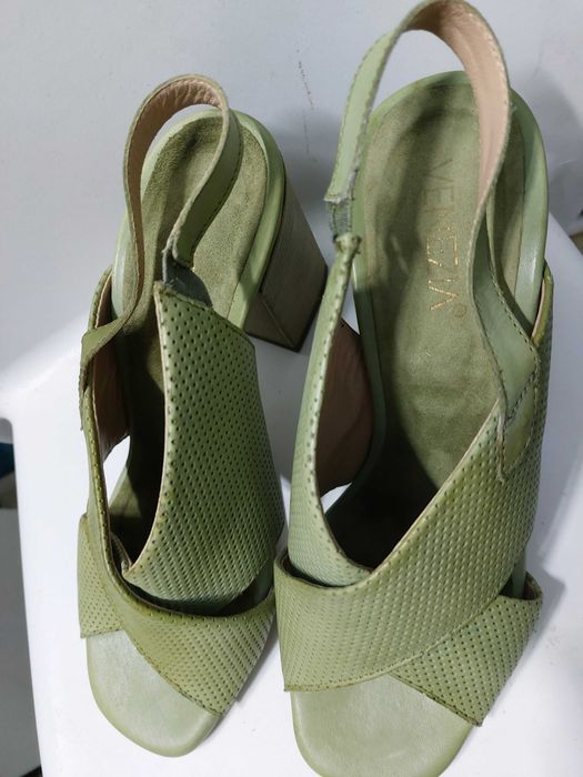 buty Venezia rozmiar 39. , skóra damskie  oliwkowy kolor