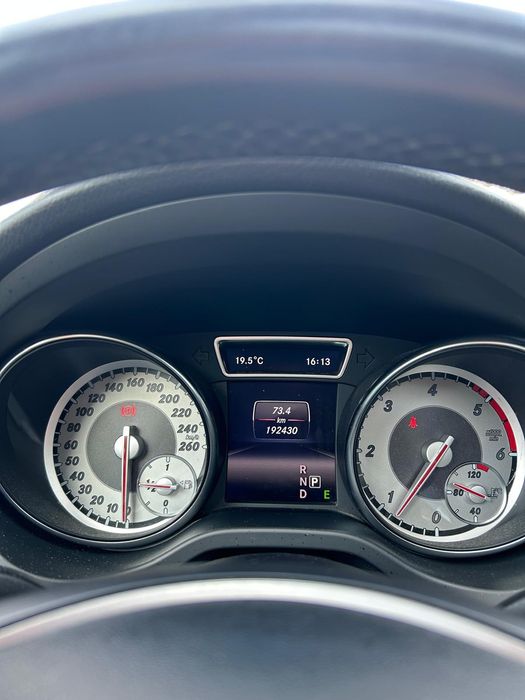 Mercedes Benz CLA 220 cdi