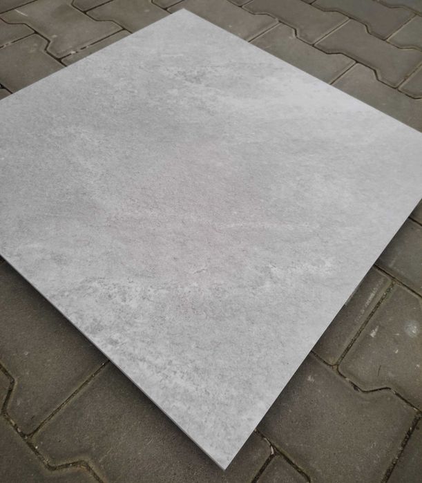 Płytki gresowe,  60x60x0,8 cm BL2132 Gat.1