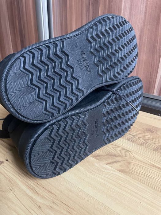 Buty jesienno-zimowe męskie Geox skórzane 45 nowe