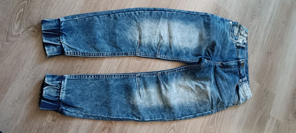 Spodnie dżinsowe dla chłopca 134