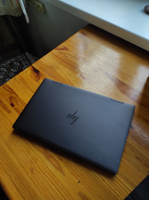 HP ENVY X360 Ryzen 5 4500 8/256