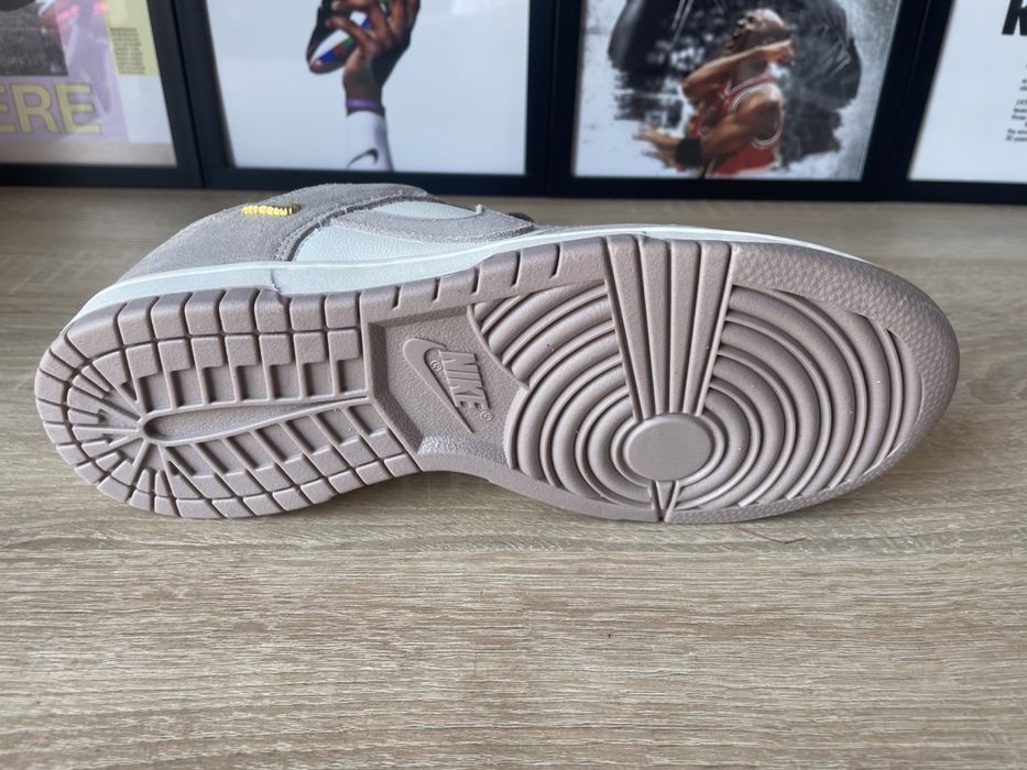 Жіночі кросівки Nike Dunk Low “Linen” в наявності