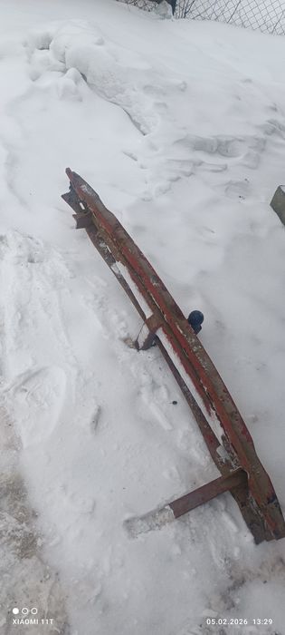 Фаркоп на пасат  1500грн.