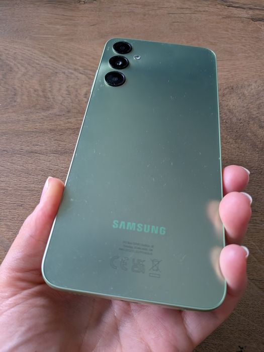 Telefon komórkowy Samsung Galaxy A05s etui ładowarka