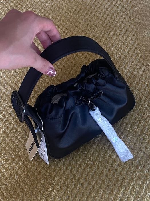 Mala preta festiva da Parfois