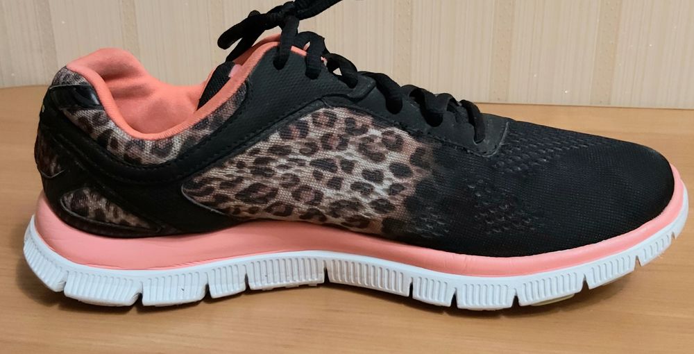 Кроссовки унисекс SKECHERS