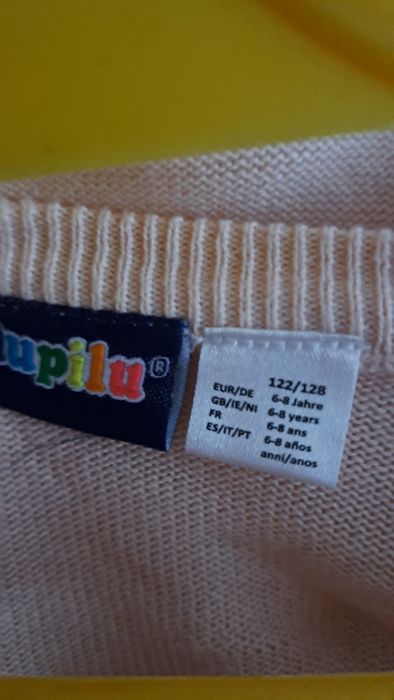 Sweter kardigan pudrowy róż kwiatki 122/128