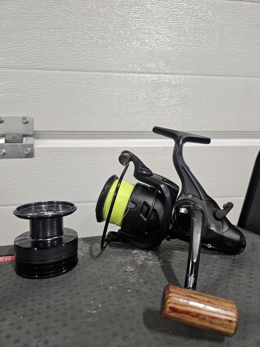 Kołowrotek Prologic avenger 500bf
