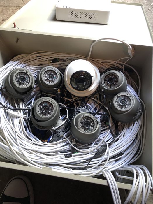 Видеонаблюдение HIKVISION DS-7108HQHI-K1  Комплект под ключ.