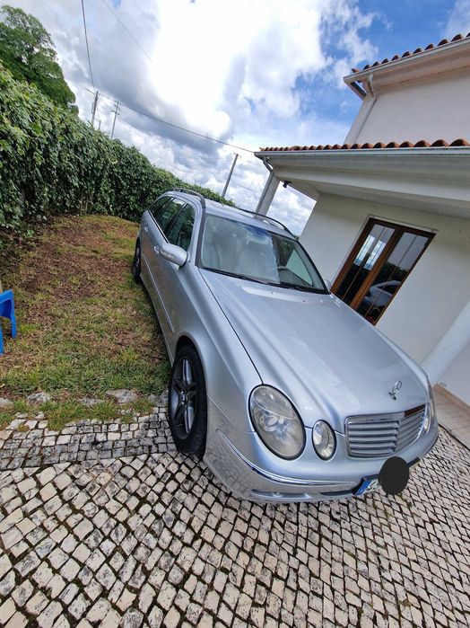 Mercedes E220 CDI - W211