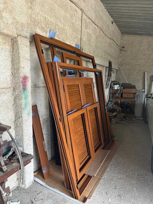 Estruturas de Alumínio com Vidro Duplo – NOVAS