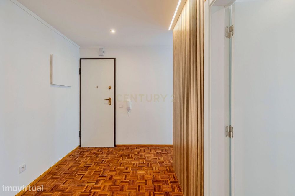 T2 Totalmente Remodelado no Centro da Cidade  Zona Nobre de Montalvão
