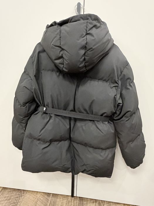 Куртка prada (розмір М)
