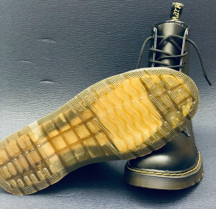 Glany botki martensy goth punk gotyckie traperki timberki