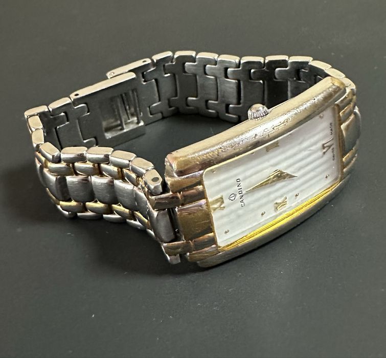 Швейцарський годинник Candino