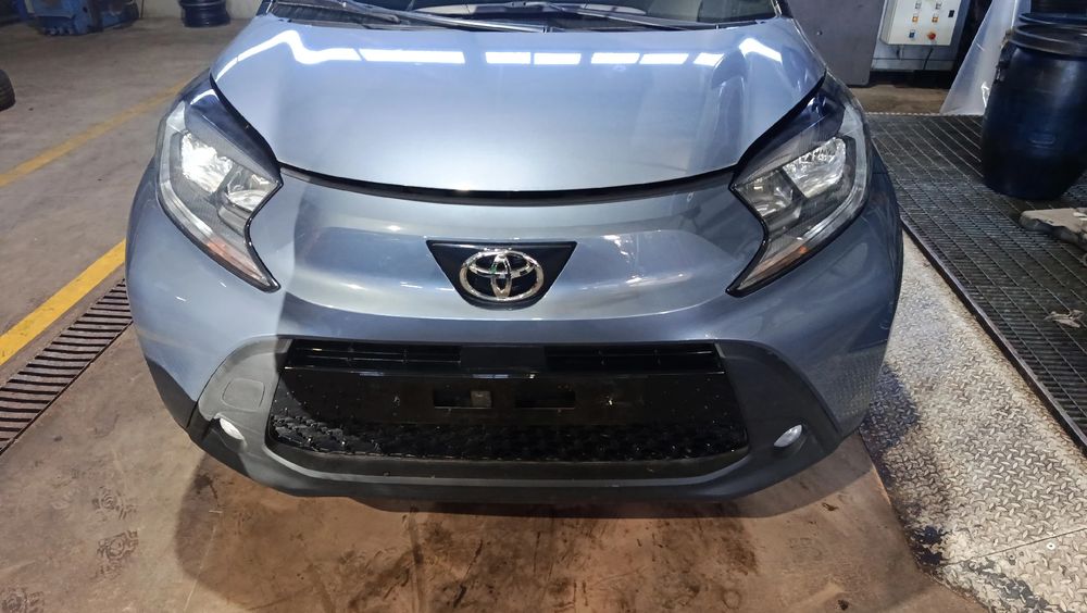 Frente completa TOYOTA Aygo X