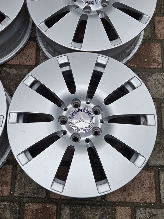 Ковка Mercedes R16