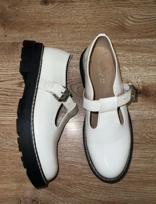 Damskie buty eleganckie