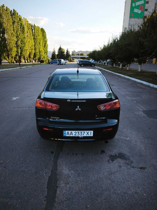 Mitsubishi Lancer 10