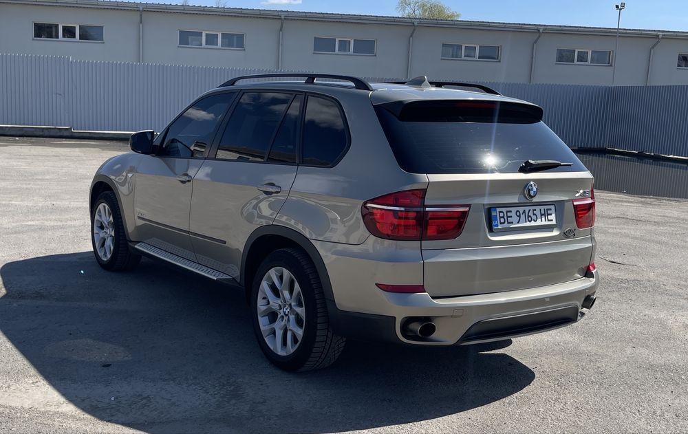 Продам BMW X5 E70 LCI