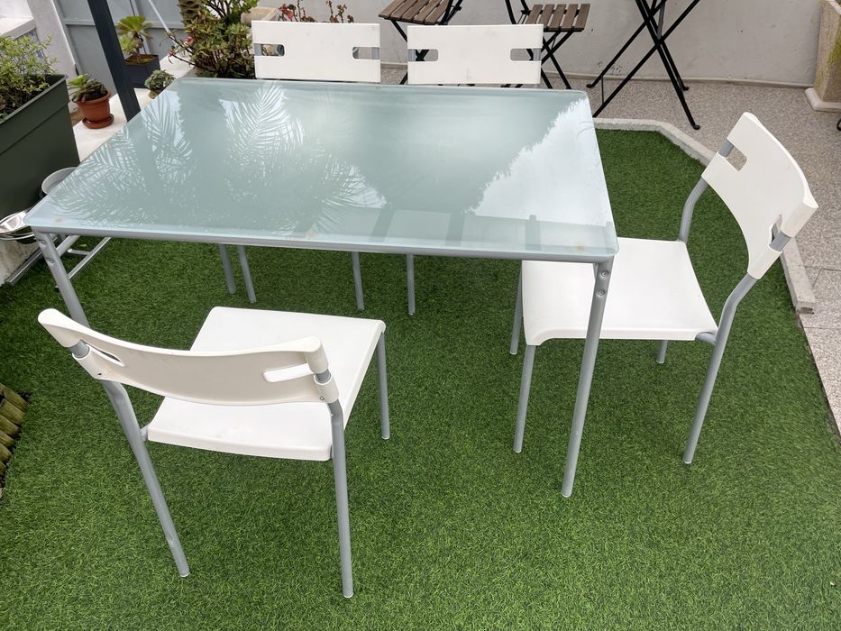 Mesa  de cozinha  com  cadeiras4